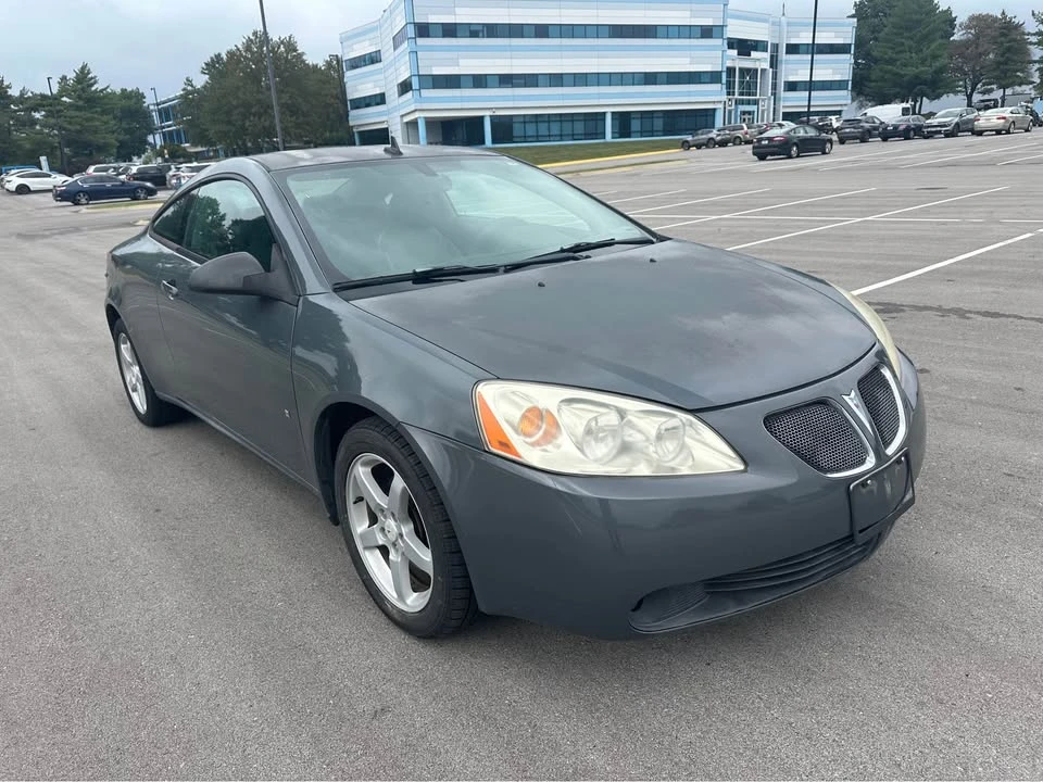 2009 Pontiac G6 - Image 2 of 19