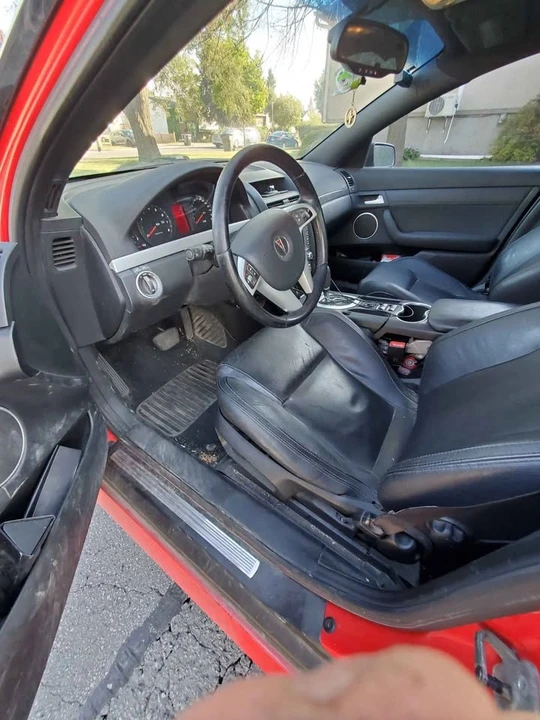 2009 Pontiac G8 - Image 8 of 12