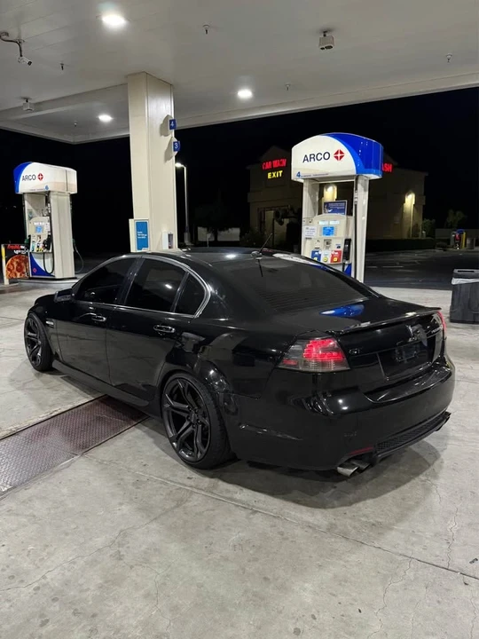 2009 Pontiac G8 - Image 2 of 19