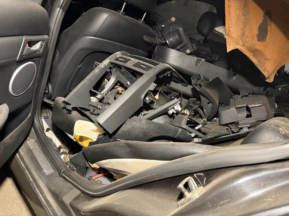 2009 Pontiac G8 - Image 6 of 7