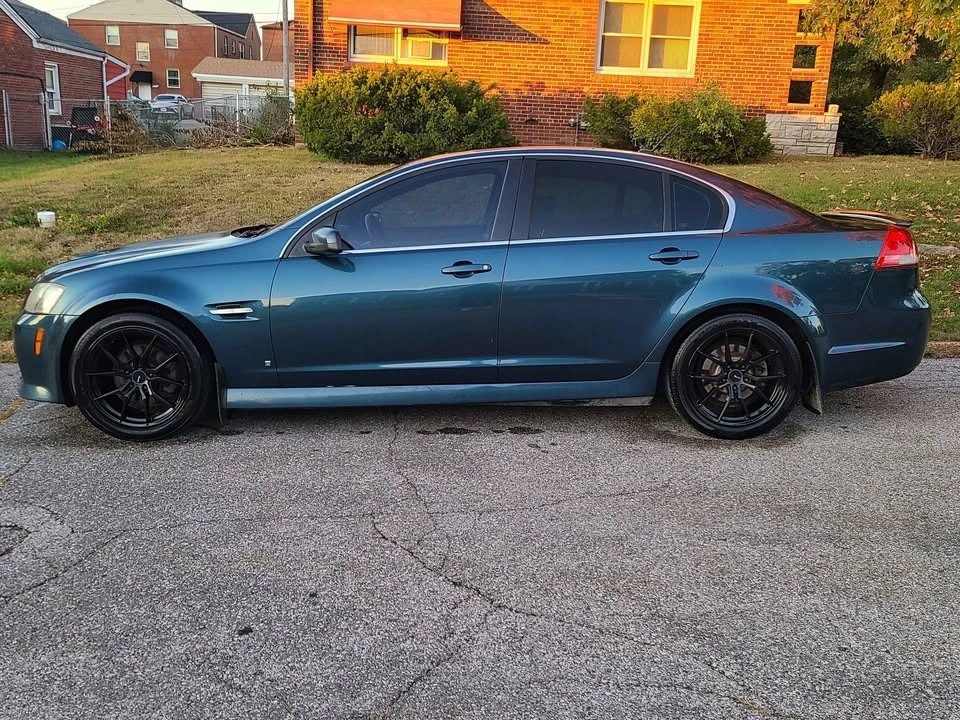 2009 Pontiac G8 - Image 2 of 8