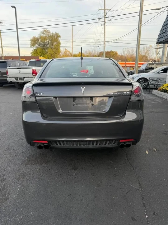 2009 Pontiac G8 - Image 2 of 5