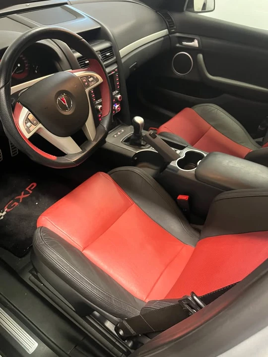 2009 Pontiac G8 - Image 10 of 15