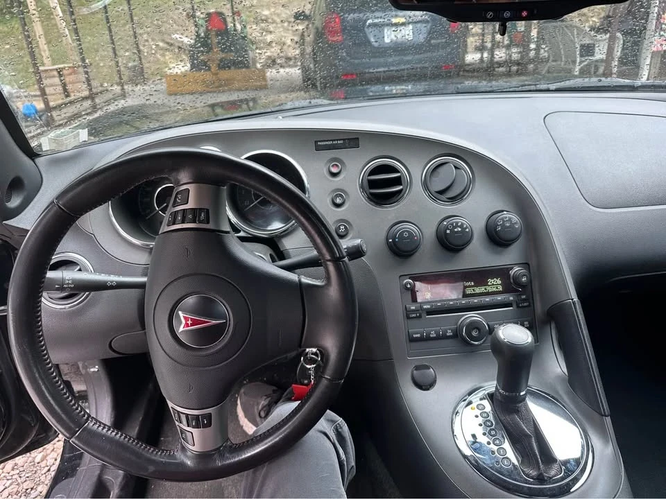 2009 Pontiac Solstice GXP - Image 4 of 5