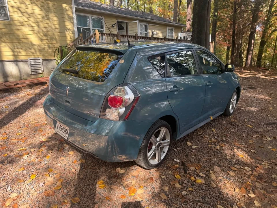2009 Pontiac Vibe - Image 7 of 10