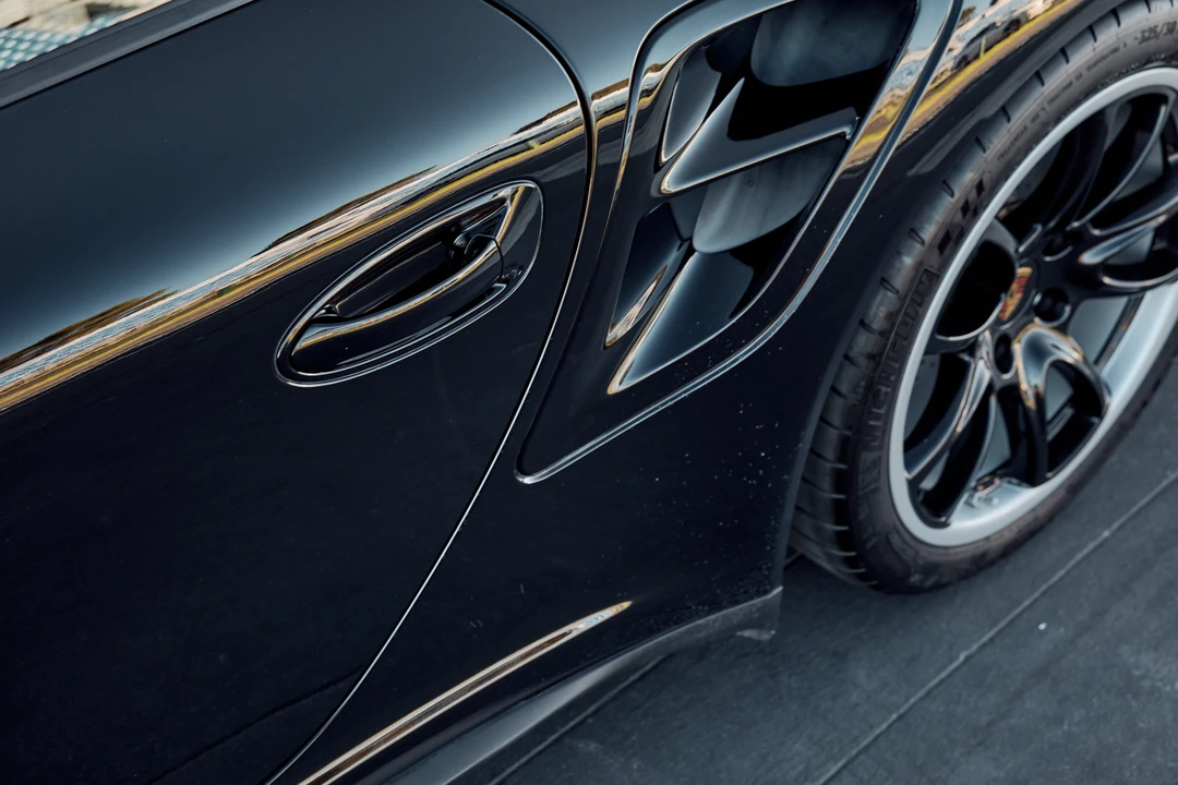 2009 Porsche 997 GT2 - Image 18 of 31