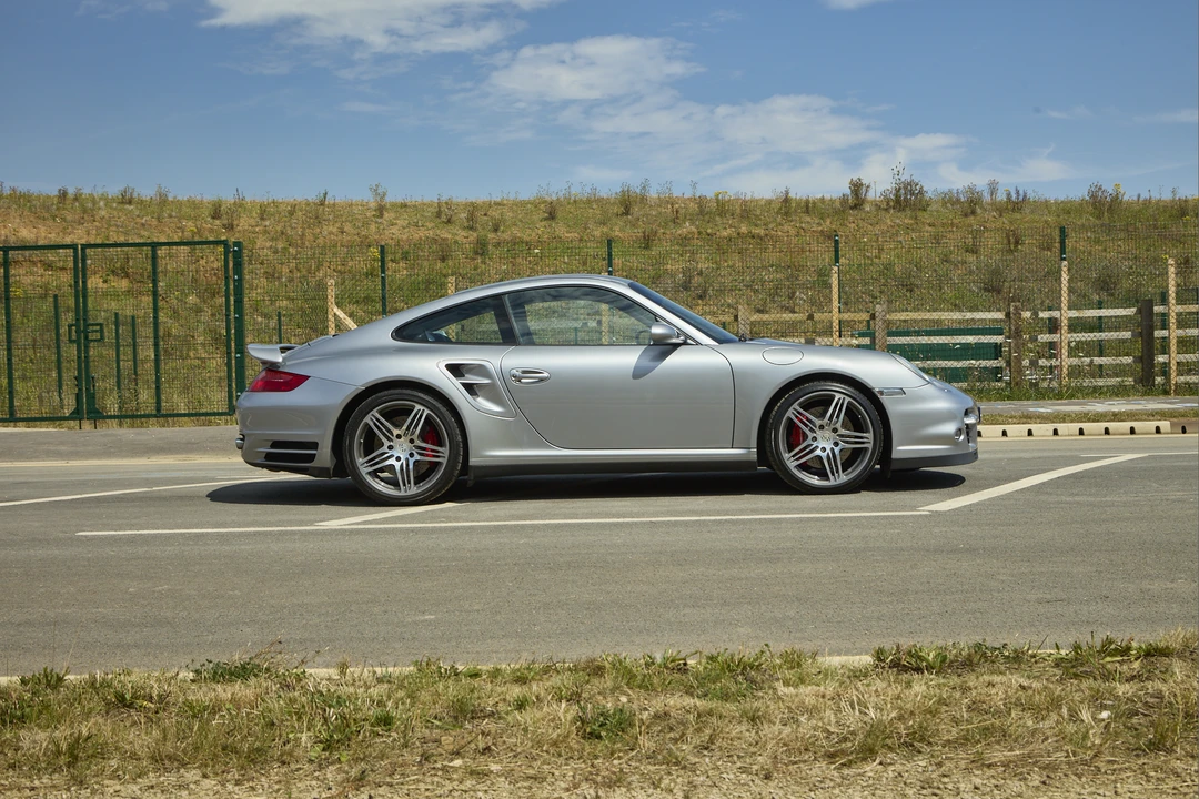 2008 Porsche 997 Turbo - Image 12 of 31