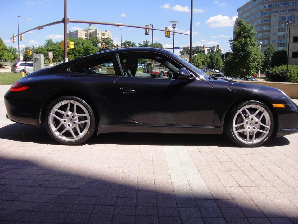 2009 Porsche 997 Carrera - Image 23 of 31
