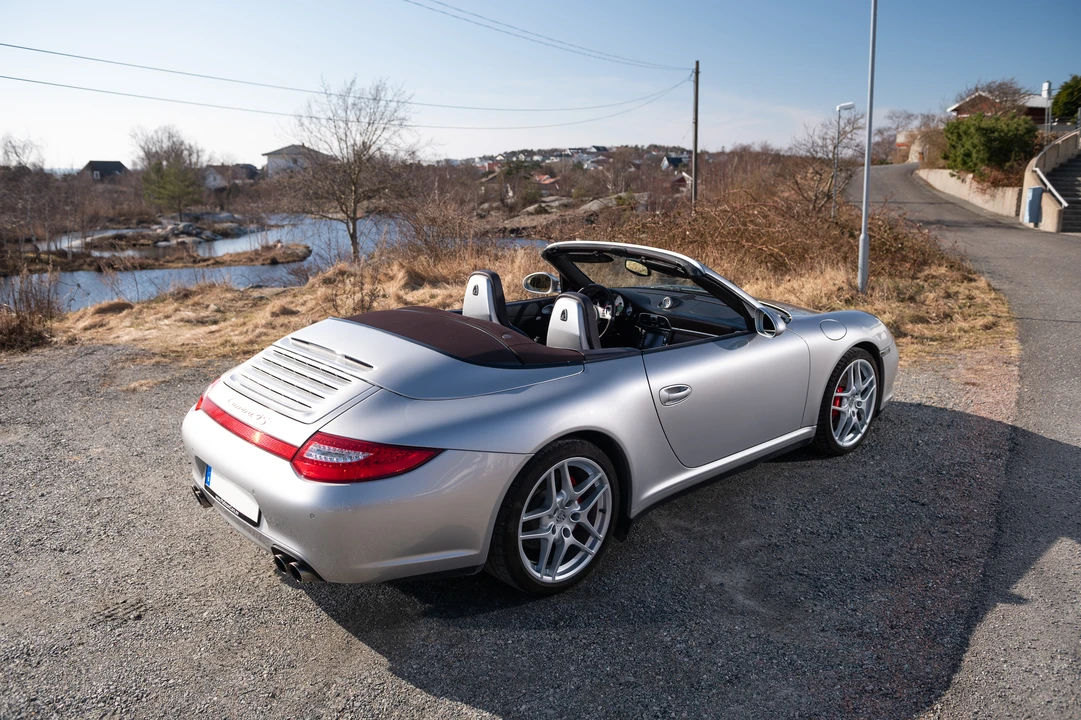 2009 Porsche 997 Carrera 4S - Image 15 of 31