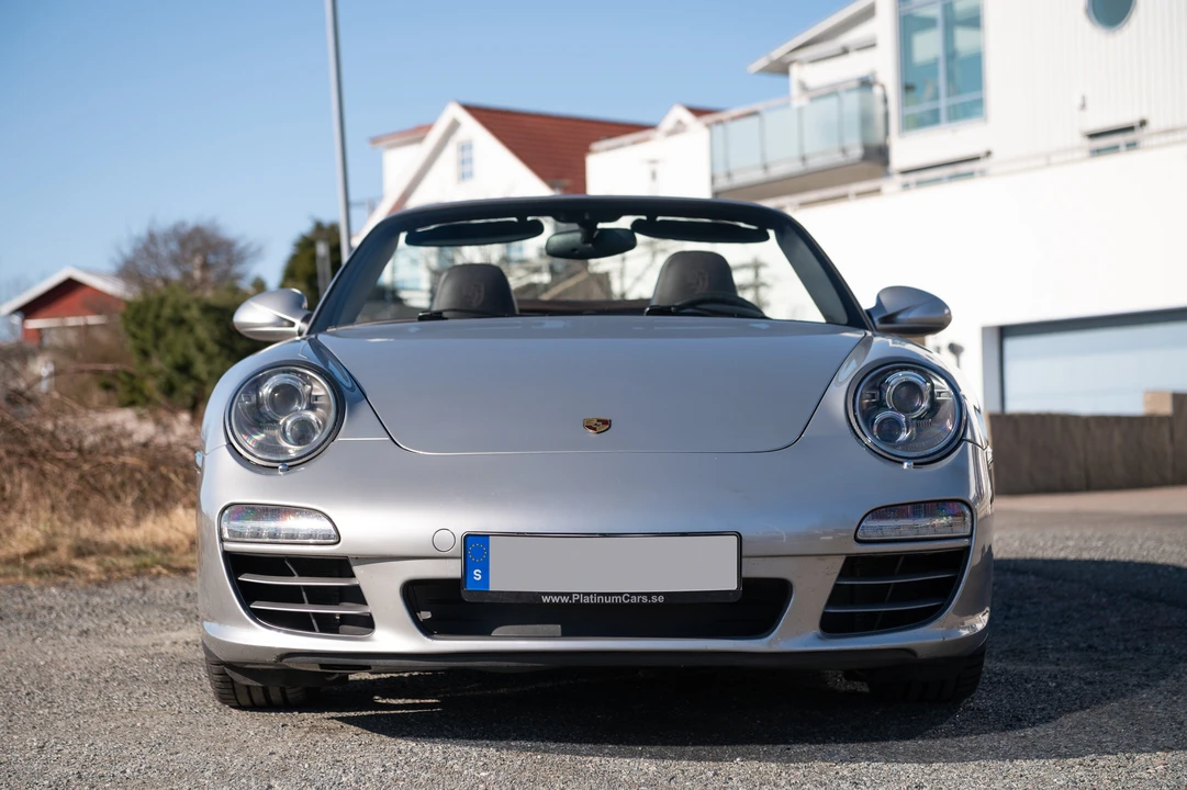 2009 Porsche 997 Carrera 4S - Image 2 of 31