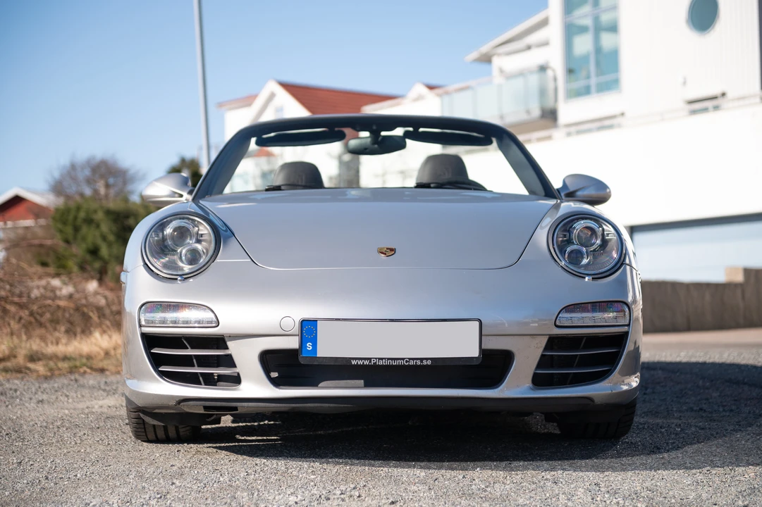 2009 Porsche 997 Carrera 4S - Image 9 of 31