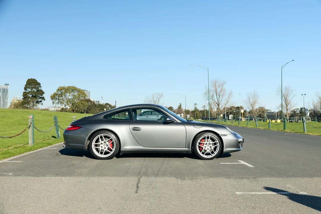2009 Porsche 997 Carrera 4S - Image 8 of 31