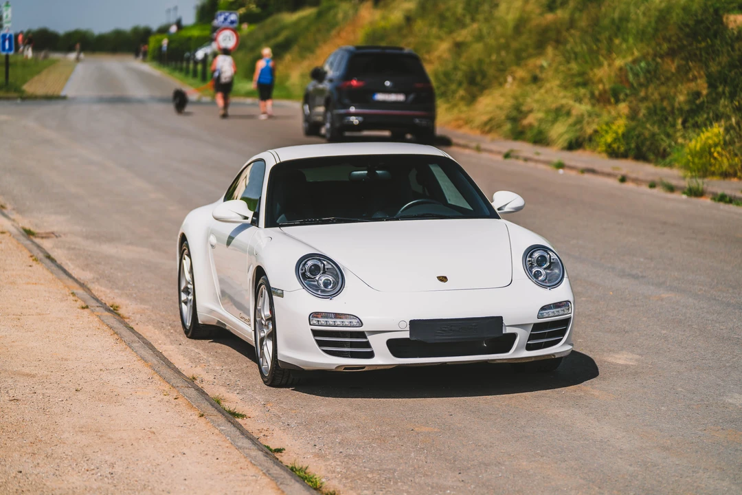 2009 Porsche 997 Carrera 4S - Image 12 of 31