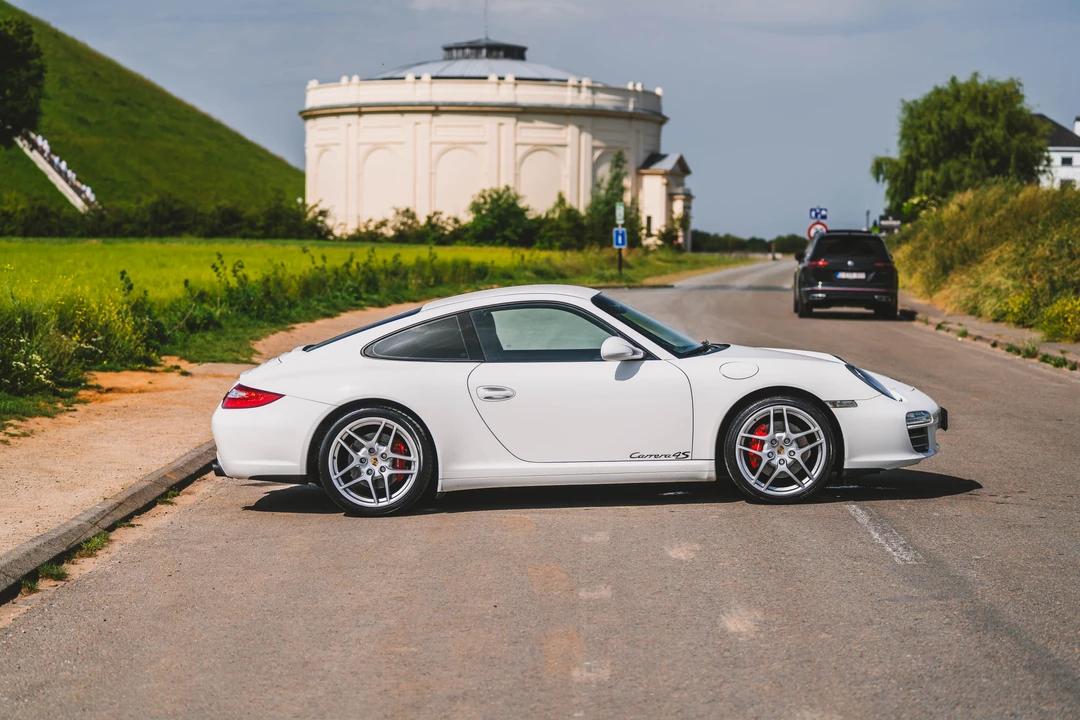 2009 Porsche 997 Carrera 4S - Image 18 of 31