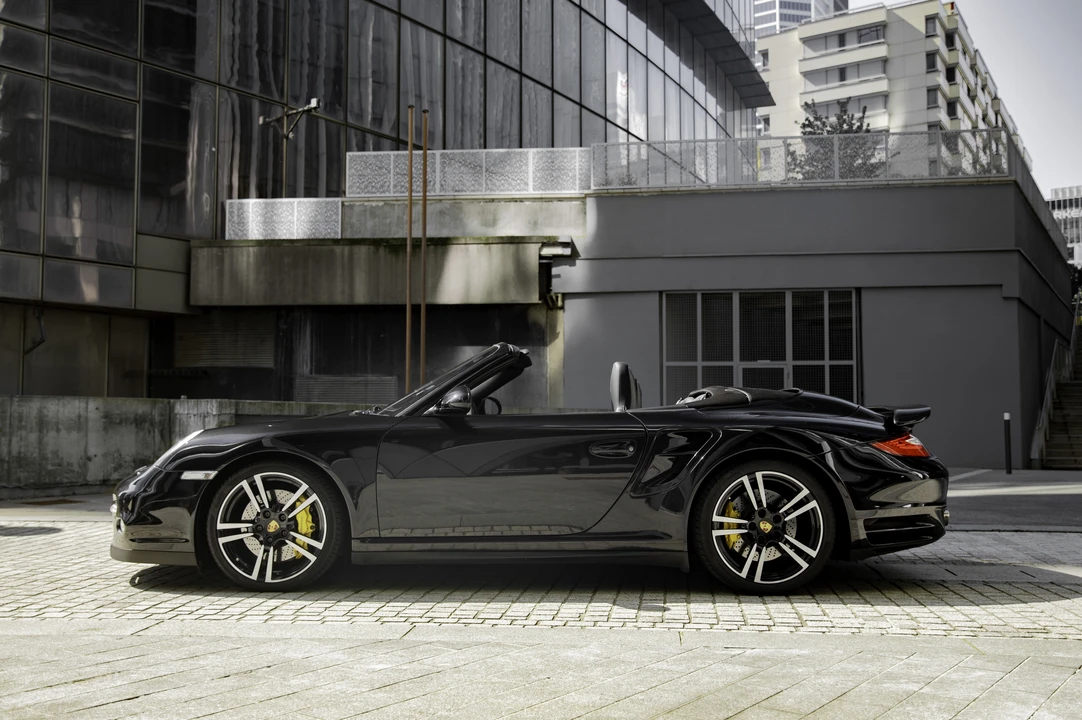 2009 Porsche 997 Turbo - Image 2 of 31