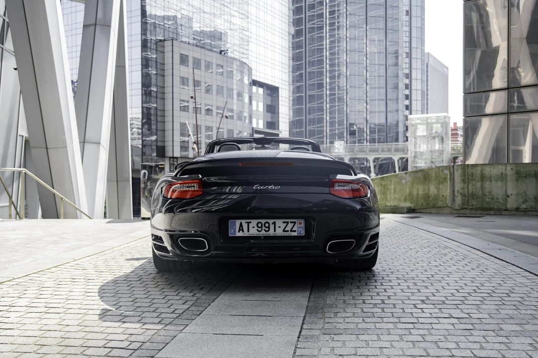 2009 Porsche 997 Turbo - Image 5 of 31