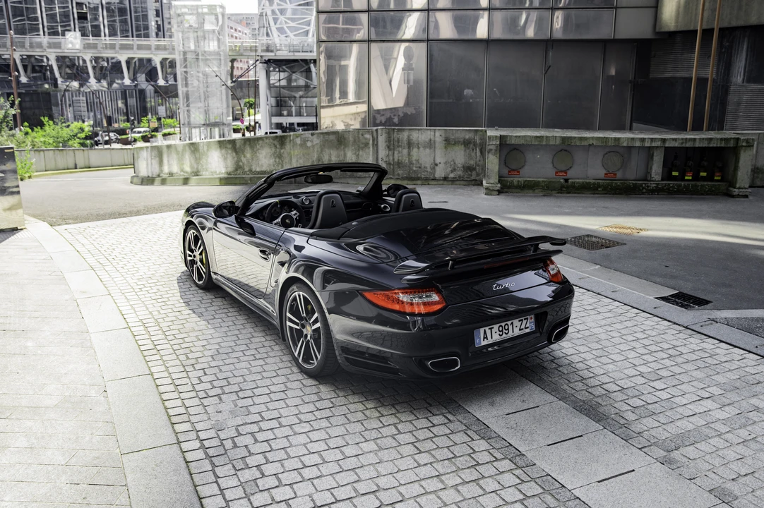 2009 Porsche 997 Turbo - Image 9 of 31