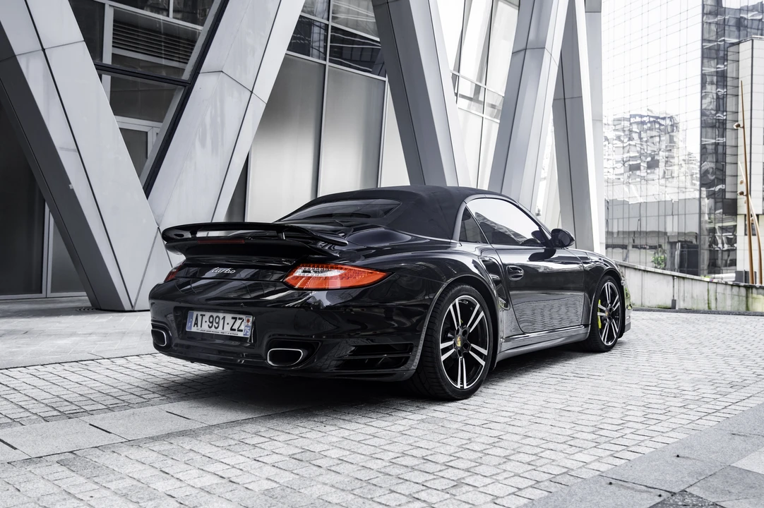 2009 Porsche 997 Turbo - Image 18 of 31