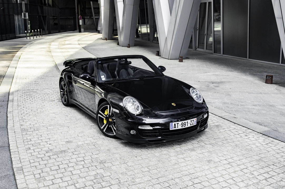 2009 Porsche 997 Turbo - Image 24 of 31
