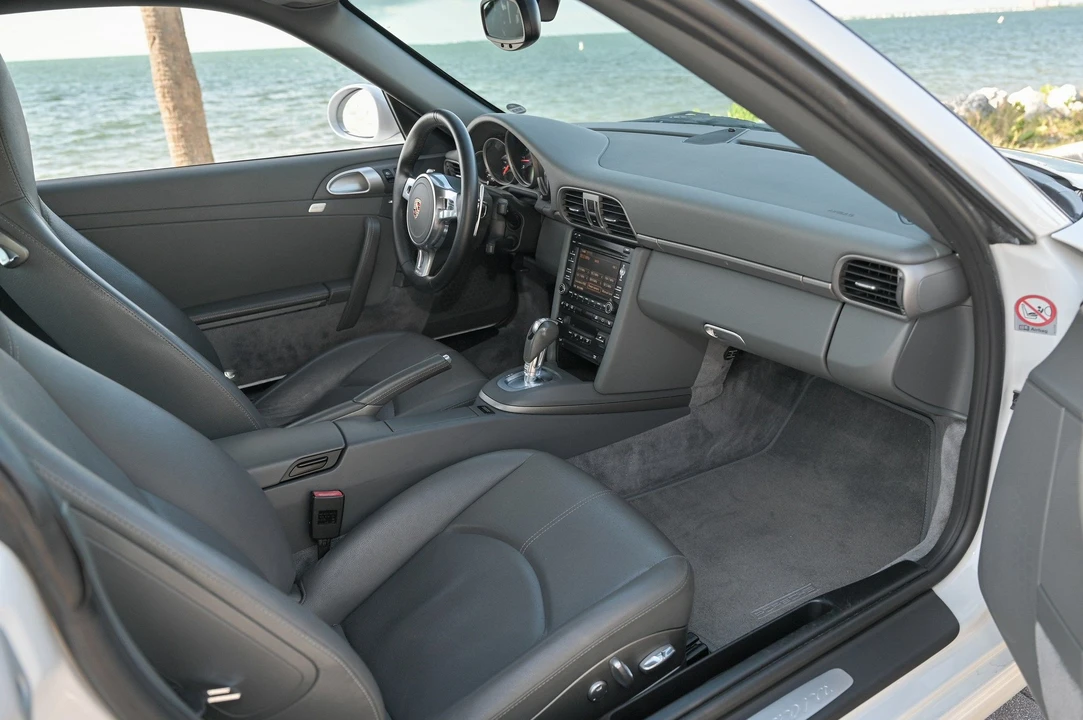 2009 Porsche 997 Carrera - Image 28 of 31