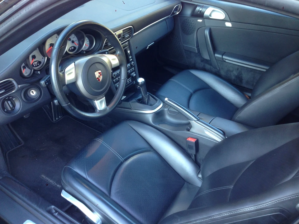 2009 Porsche 997 Carrera 4S - Image 3 of 3