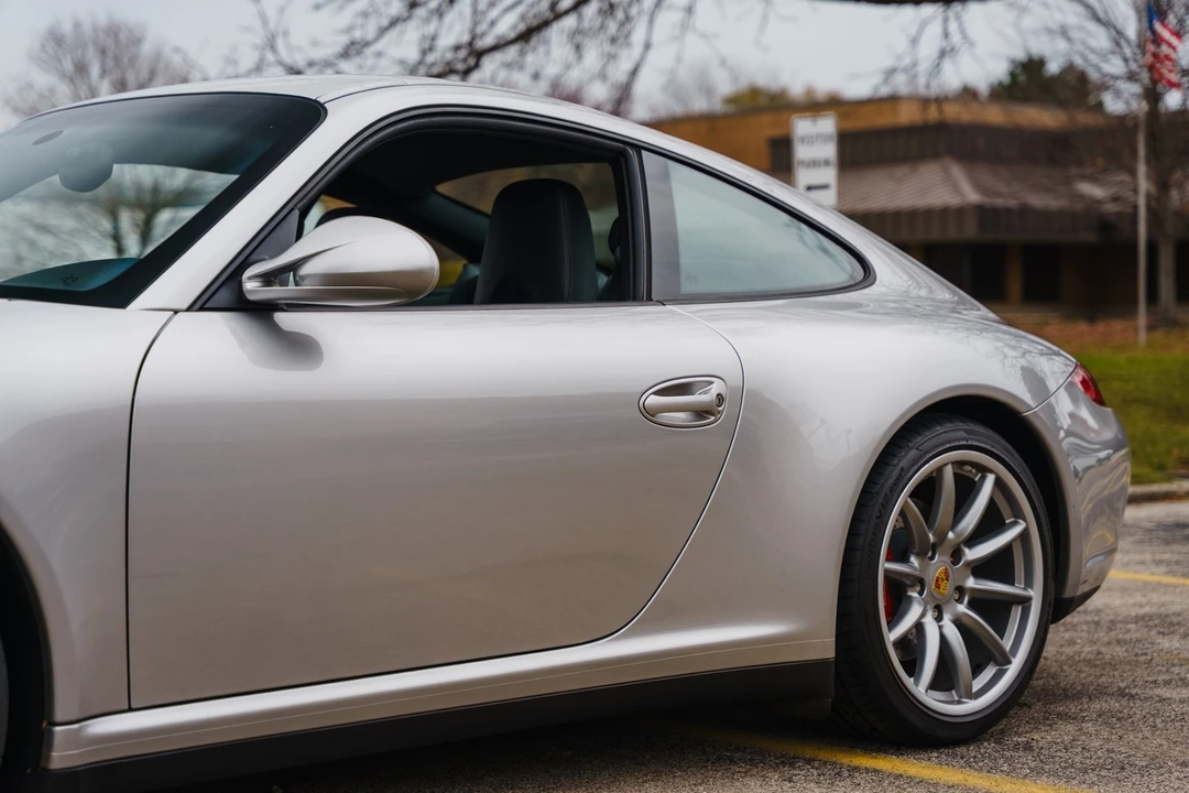 2009 Porsche 997 Carrera 4S - Image 7 of 12