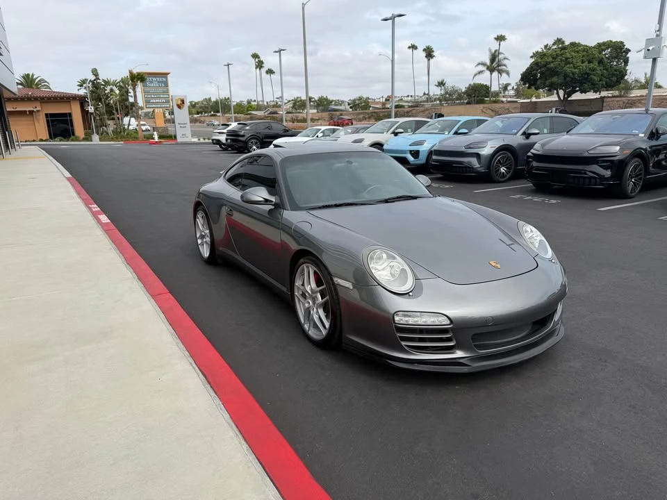 2009 Porsche 997 Carrera 4 - Image 2 of 14