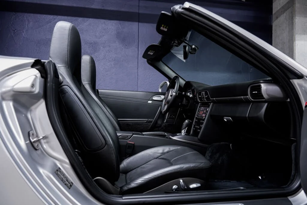 2009 Porsche 997 Carrera 4 - Image 25 of 31