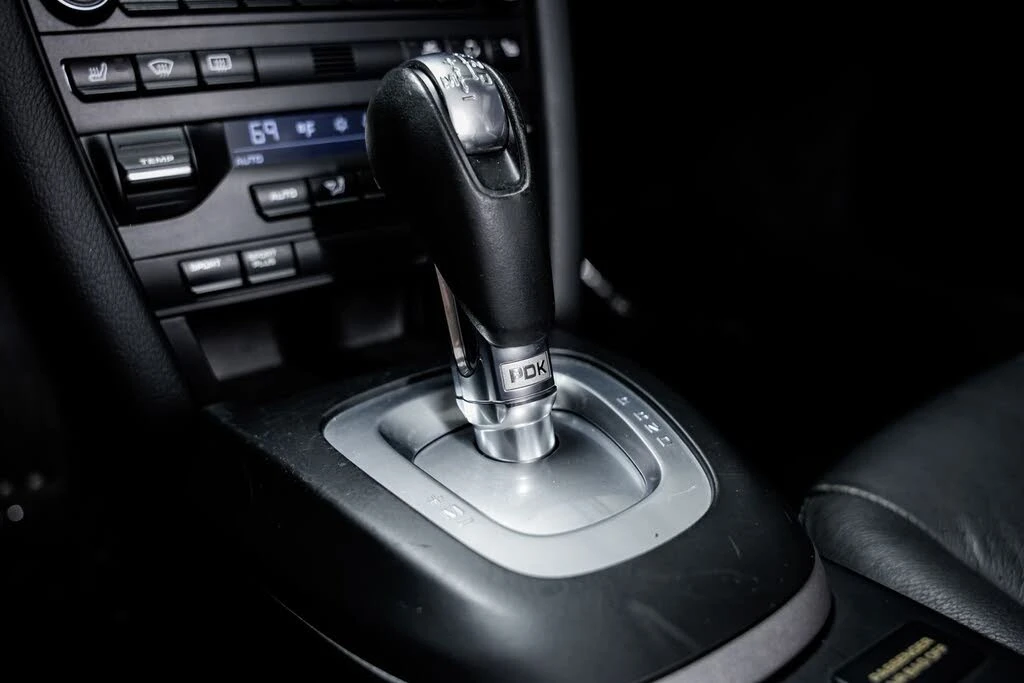 2009 Porsche 997 Carrera 4 - Image 13 of 31