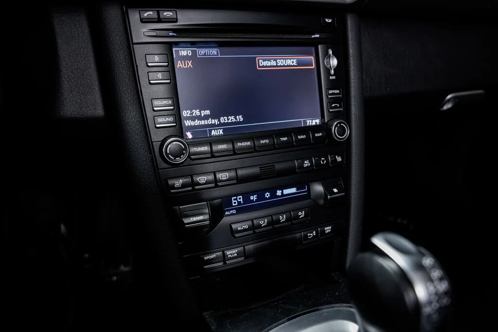 2009 Porsche 997 Carrera 4 - Image 12 of 31