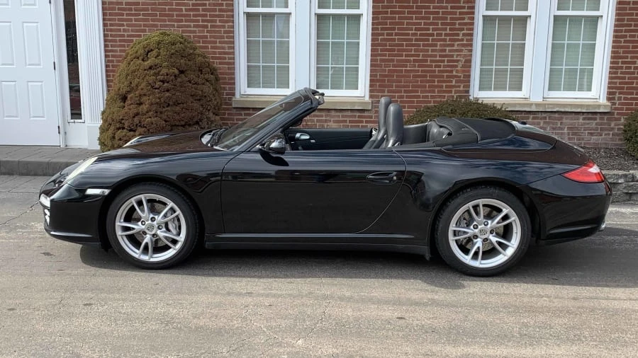 2009 Porsche 997 Carrera 4 - Image 2 of 10