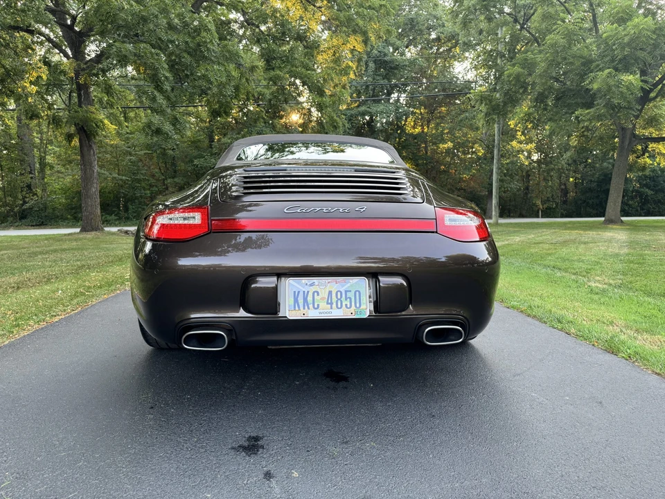 2009 Porsche 997 Carrera 4 - Image 28 of 31