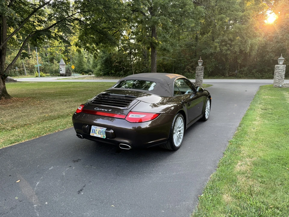 2009 Porsche 997 Carrera 4 - Image 26 of 31