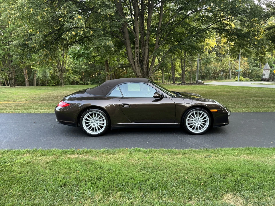 2009 Porsche 997 Carrera 4 - Image 24 of 31