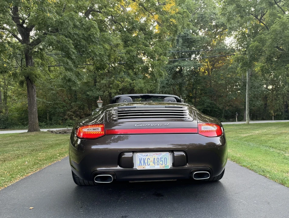2009 Porsche 997 Carrera 4 - Image 15 of 31