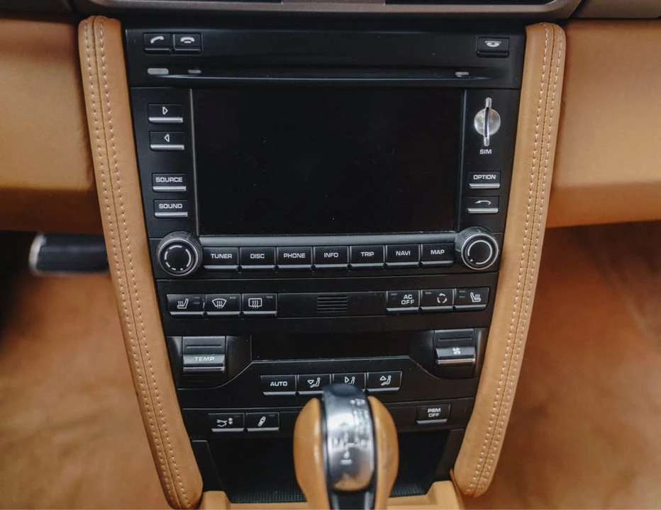 2009 Porsche 997 Carrera 4 - Image 13 of 20