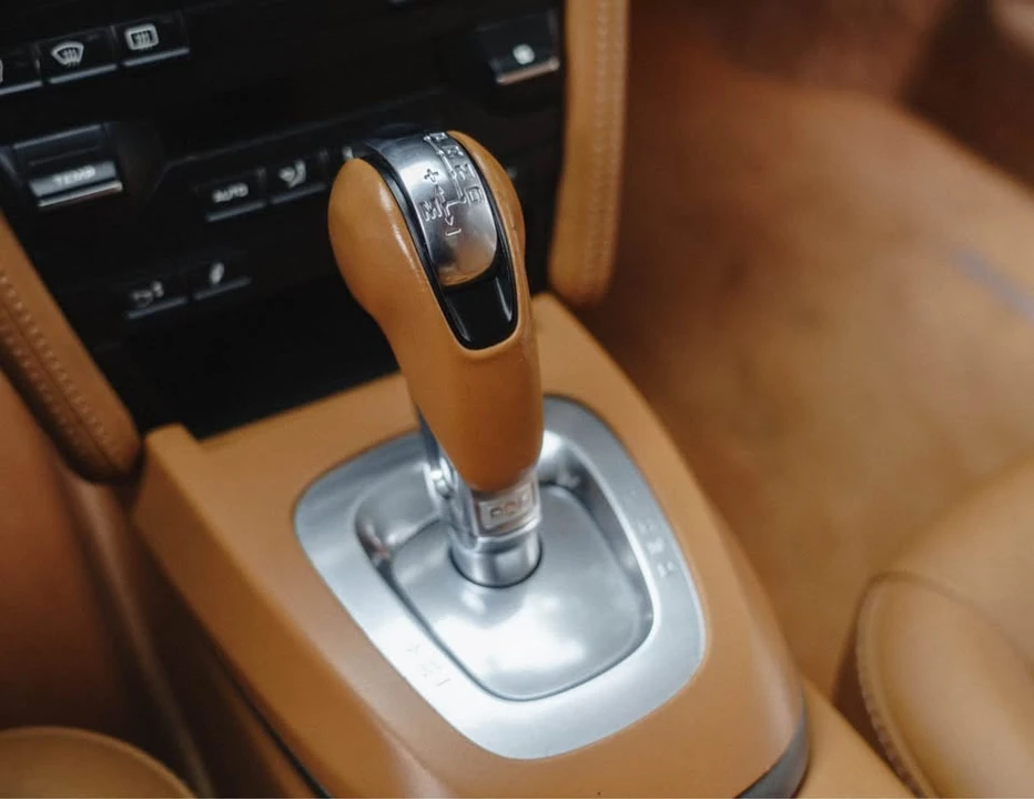 2009 Porsche 997 Carrera 4 - Image 14 of 20