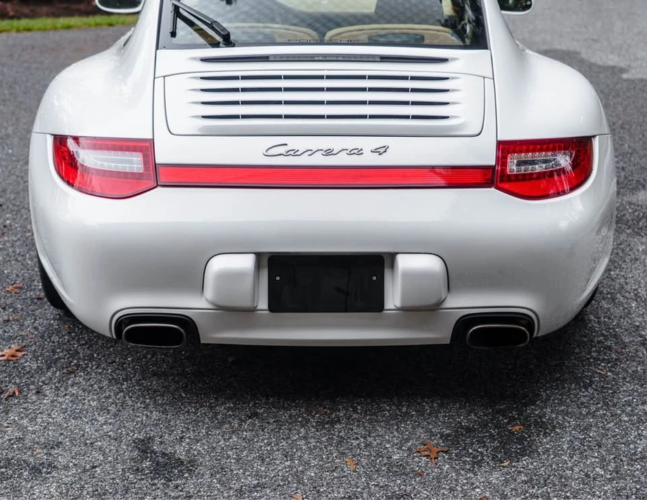 2009 Porsche 997 Carrera 4 - Image 6 of 20