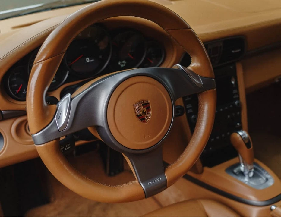 2009 Porsche 997 Carrera 4 - Image 18 of 20