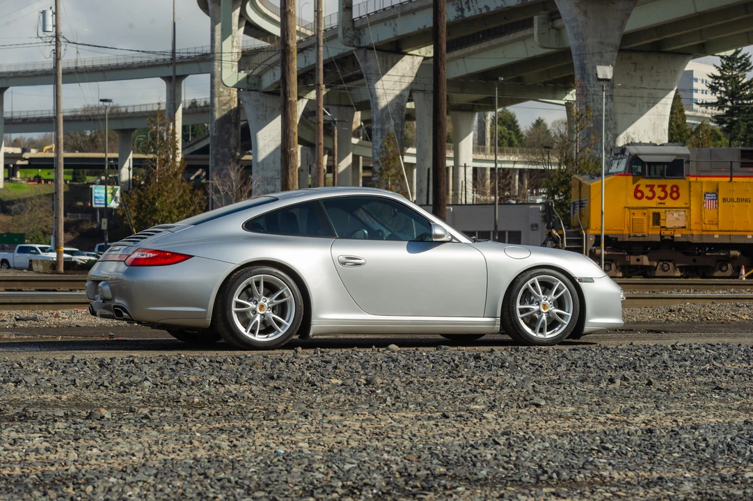 2009 Porsche 997 Carrera - Image 17 of 31