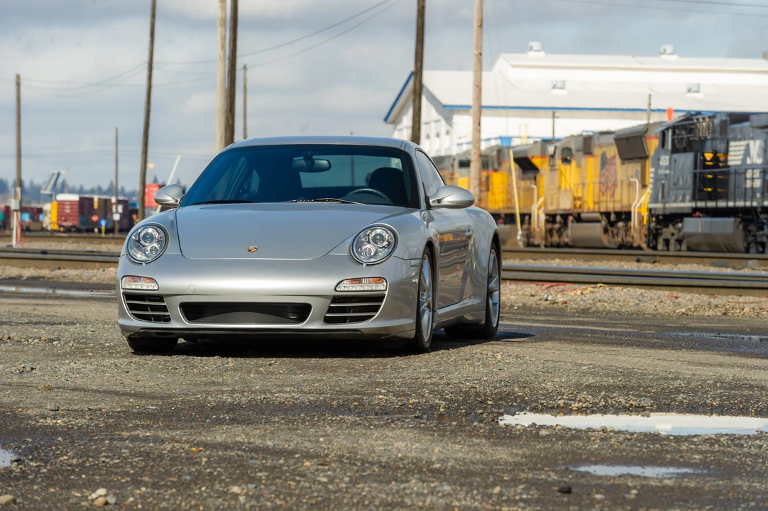 2009 Porsche 997 Carrera - Image 2 of 31