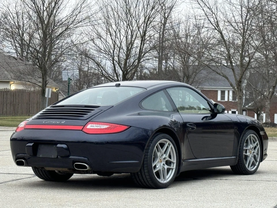2009 Porsche 997 Carrera - Image 28 of 31