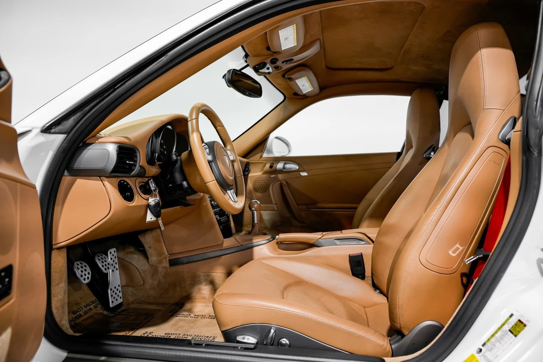 2009 Porsche 997 Carrera 4 - Image 16 of 21