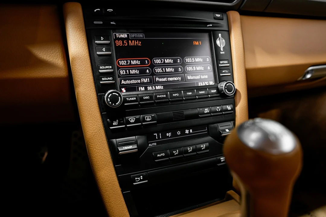 2009 Porsche 997 Carrera 4 - Image 11 of 12