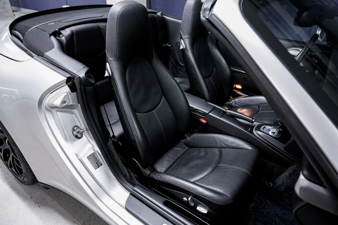 2009 Porsche 997 Carrera 4 - Image 24 of 31
