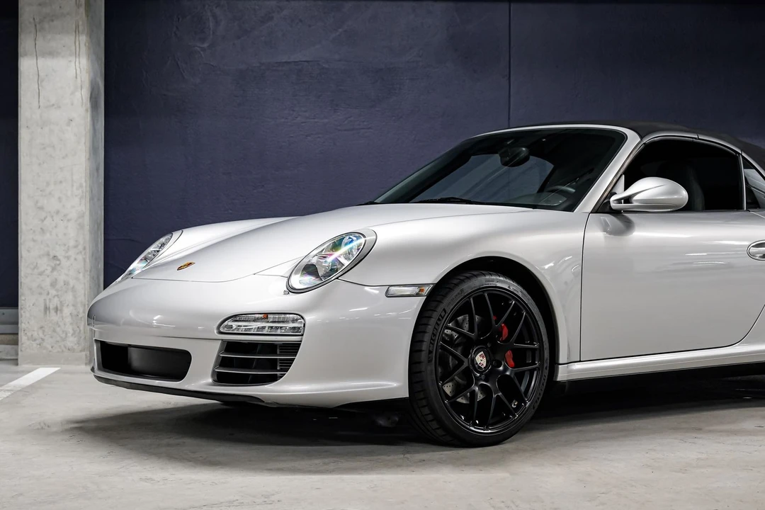 2009 Porsche 997 Carrera 4 - Image 27 of 31