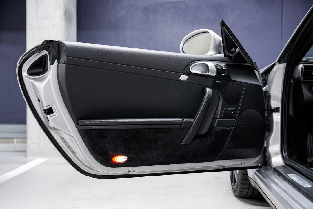 2009 Porsche 997 Carrera 4 - Image 21 of 31