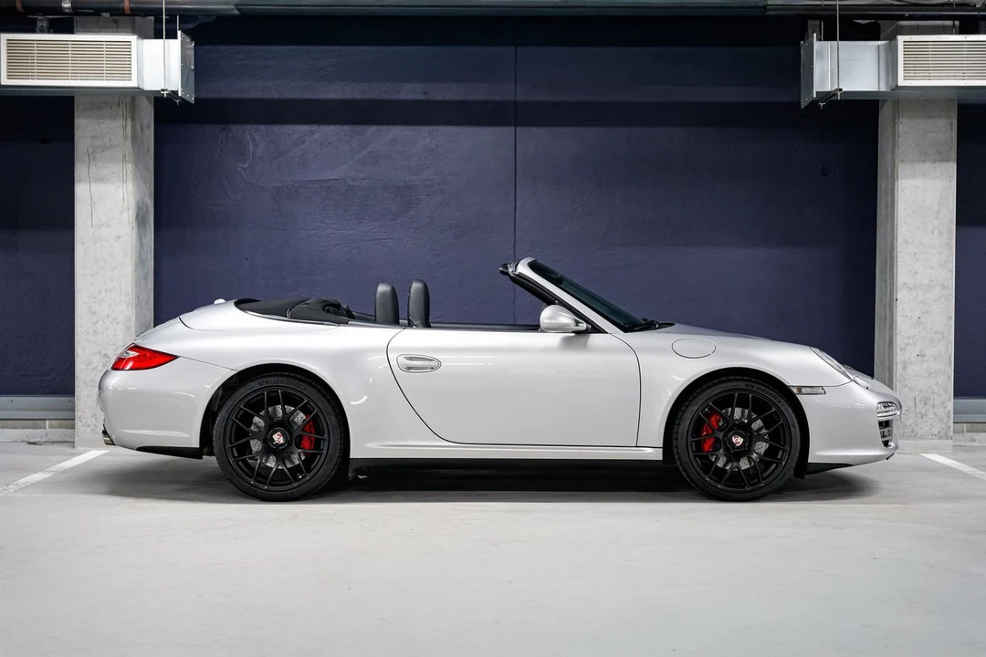 2009 Porsche 997 Carrera 4 - Image 2 of 31