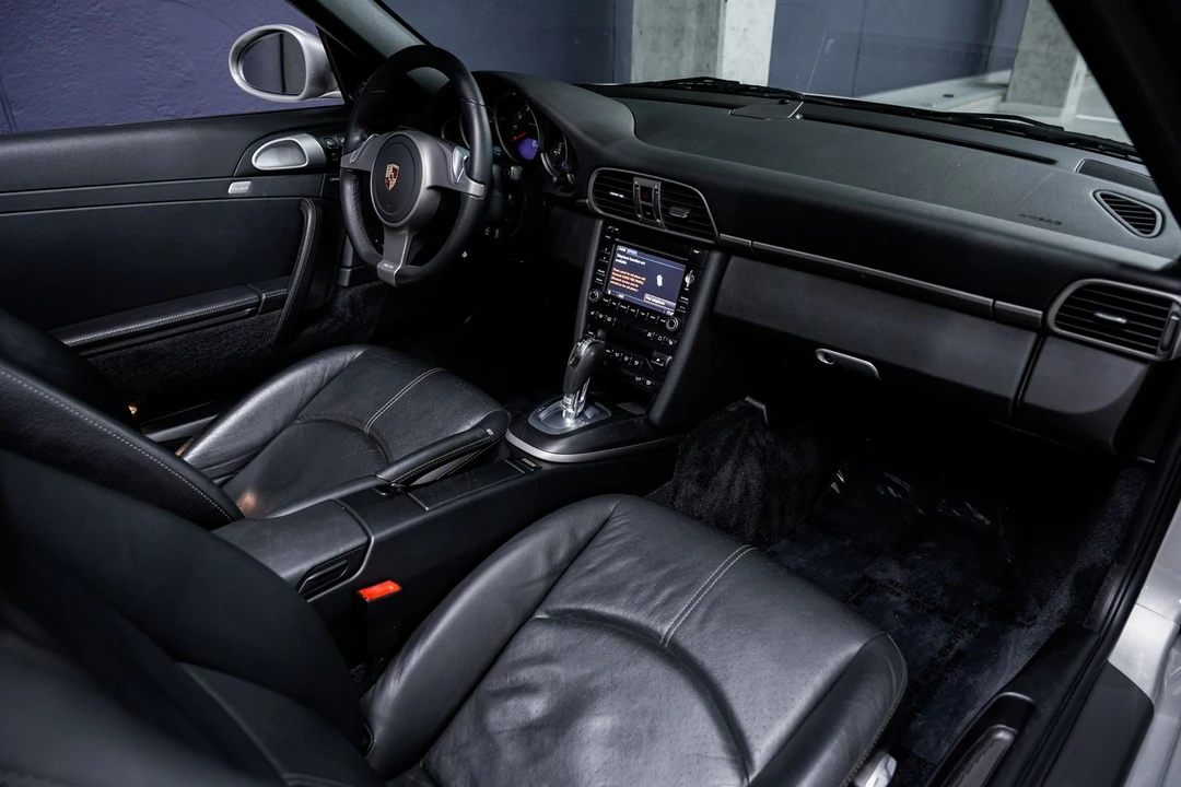 2009 Porsche 997 Carrera 4 - Image 26 of 31