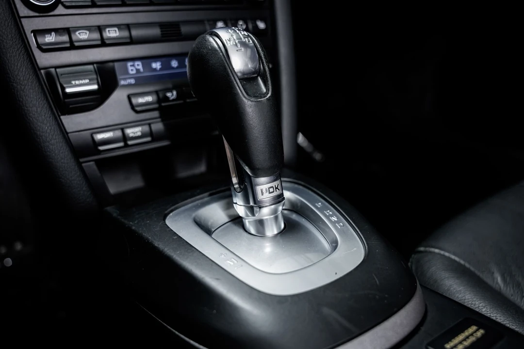 2009 Porsche 997 Carrera 4 - Image 13 of 31